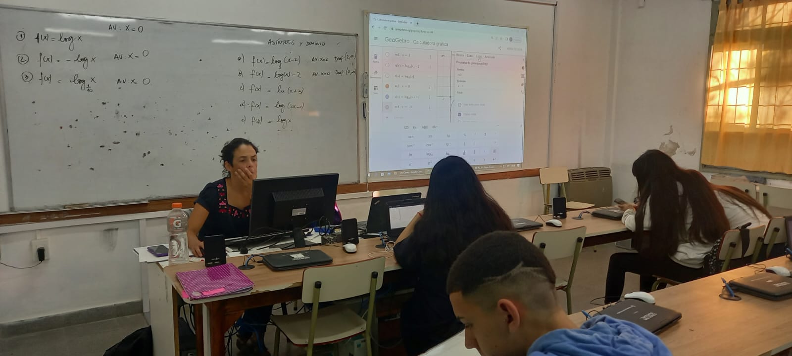 Haciendo a la matemática más interactiva con GeoGebra!