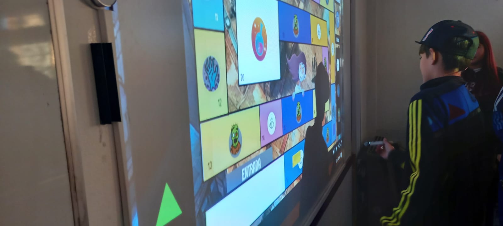 Kermes matemática en la secundaria 24: una experiencia educativa creativa