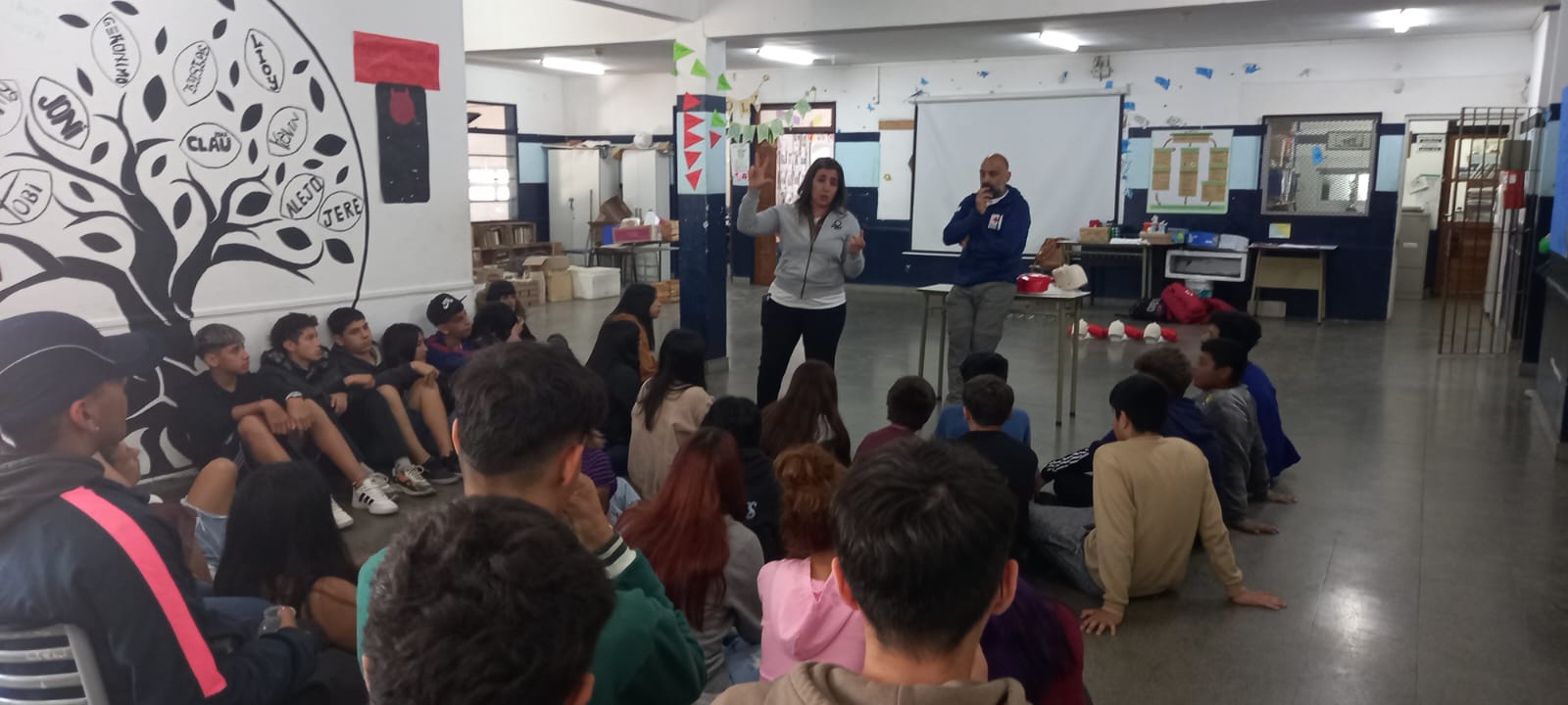 Taller de primeros auxilios: aprendiendo a cuidarnos