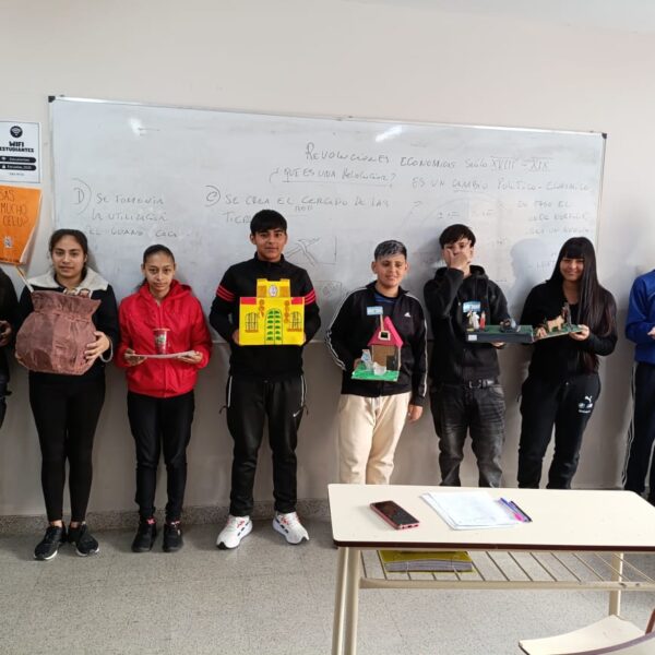 Maquetas en conmemoración del Día de la Tradición